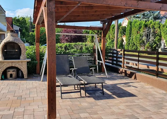 Timiba Διαμέρισμα Zalakaros